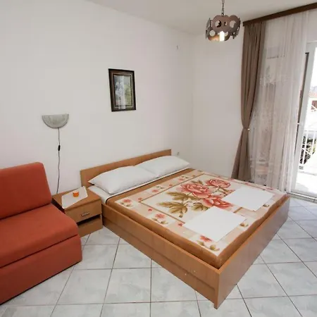 Ruzinka 3*